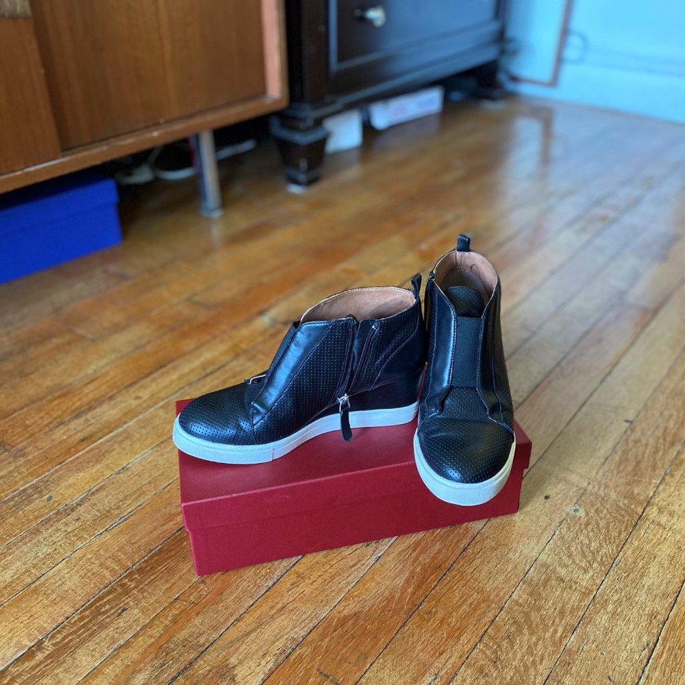 LINEA Paolo Anna Wedge Sneaker - Sz 6.5